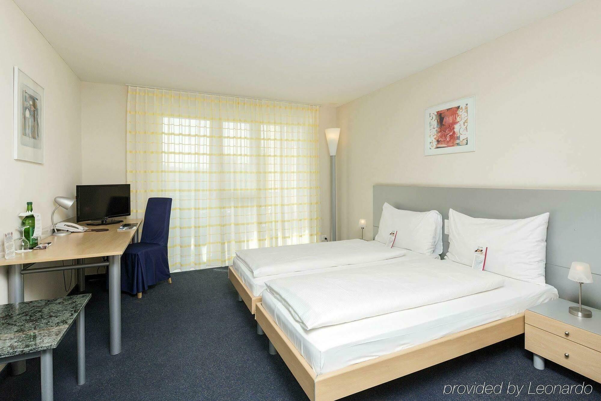 Aarau West Swiss Quality Hotel Oberentfelden Exterior photo